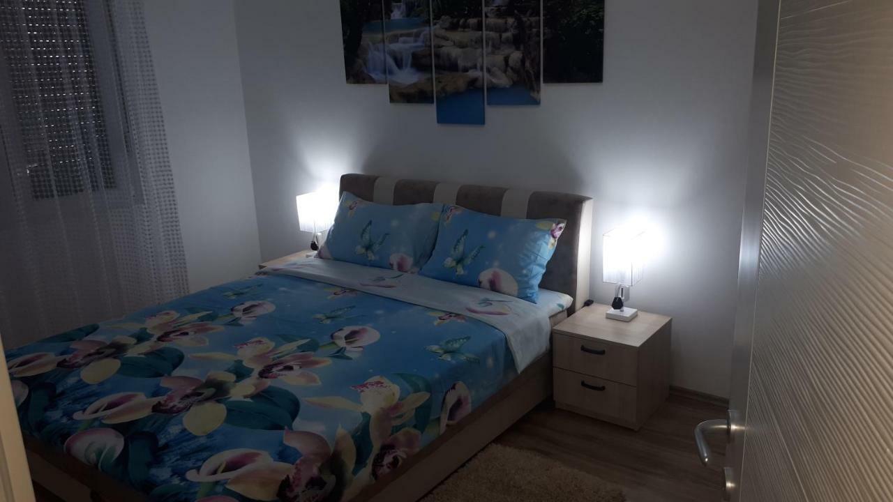Exclusive Leilighet Paraćin Eksteriør bilde
